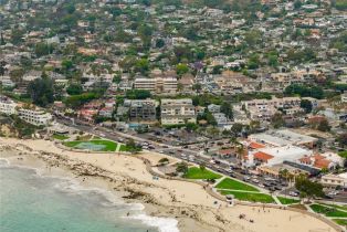 Single Family Residence, 411 Poplar st, Laguna Beach, CA 92651 - 33