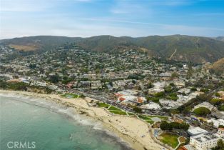 Single Family Residence, 411 Poplar st, Laguna Beach, CA 92651 - 34