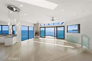 Single Family Residence, 715 Ocean Front, Laguna Beach, CA 92651 - 3