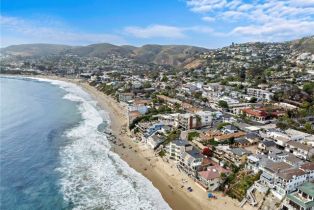 Single Family Residence, 715 Ocean Front, Laguna Beach, CA 92651 - 42