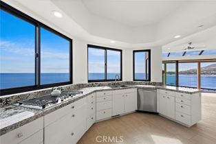 Single Family Residence, 715 Ocean Front, Laguna Beach, CA 92651 - 9