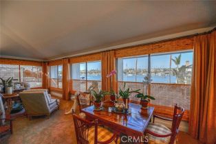 Single Family Residence, 2137 Channel rd, Newport Beach, CA 92661 - 4