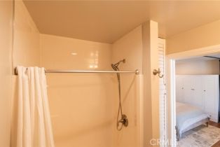 Apartment, 327 Third street, Laguna Beach, CA 92651 - 17