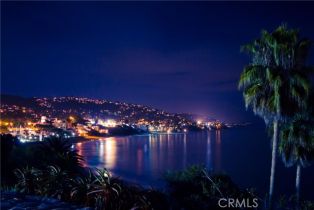 Apartment, 327 Third street, Laguna Beach, CA 92651 - 22