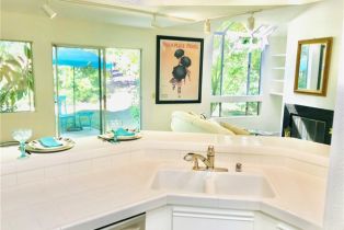 Condominium, 208 Santa Rosa ct, Laguna Beach, CA 92651 - 13