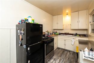 Residential Income, 1655 Woodbury rd, Pasadena, CA 91104 - 14