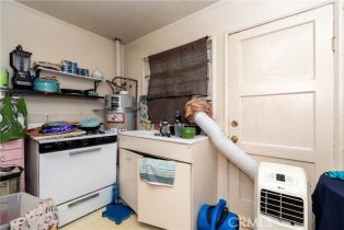 Residential Income, 1655 Woodbury rd, Pasadena, CA 91104 - 24