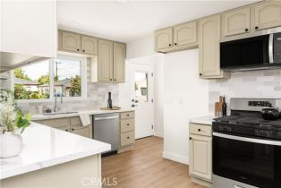 Single Family Residence, 5922 John ave, Long Beach, CA 90805 - 9