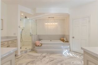 Single Family Residence, 4637 Westchester dr, Woodland Hills, CA 91364 - 34