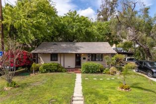 Residential Income, 1655  E Woodbury RD, Pasadena, CA  Pasadena, CA 91104