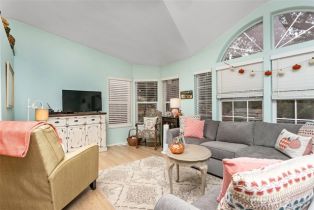 , 4747 Oak dr, Fallbrook, CA 92028 - 9