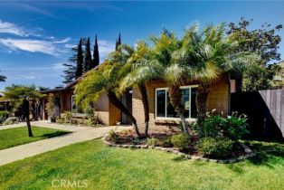 Single Family Residence, 3221 Via De Todos Santos, Fallbrook, CA 92028 - 2