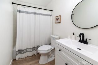 Single Family Residence, 7969 Calle Madrid, Carlsbad, CA 92009 - 21