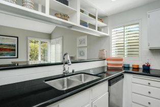 Condominium, 930 Via Mil Cumbres, Solana Beach, CA 92075 - 9