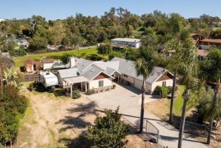 Single Family Residence, 745 Stage Coach ln, Fallbrook, CA 92028 - 40