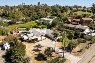 Single Family Residence, 745 Stage Coach ln, Fallbrook, CA 92028 - 41
