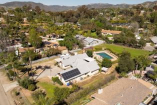 Single Family Residence, 745 Stage Coach ln, Fallbrook, CA 92028 - 43