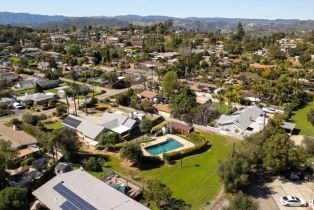 Single Family Residence, 745 Stage Coach ln, Fallbrook, CA 92028 - 45