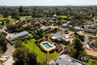 Single Family Residence, 745 Stage Coach ln, Fallbrook, CA 92028 - 46