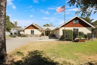 Single Family Residence, 745 Stage Coach ln, Fallbrook, CA 92028 - 5