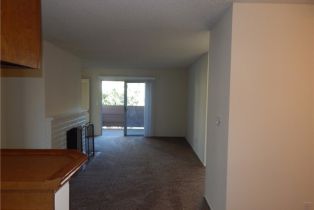 Condominium, 17552 Vandenberg ln, Tustin, CA 92780 - 11