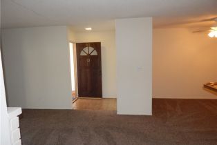 Condominium, 17552 Vandenberg ln, Tustin, CA 92780 - 2