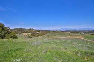 , 0 Avenida La Cresta, Murrieta, CA 92562 - 5