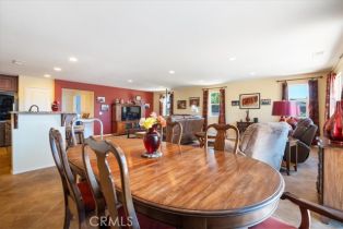 Single Family Residence, 287 Tom McGuinness Jr. cir, Fallbrook, CA 92028 - 40