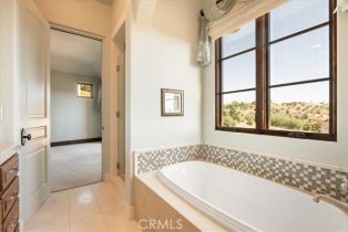 Single Family Residence, 1470 Via Chaparral, Fallbrook, CA 92028 - 38