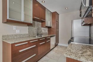 ,  , La Jolla, CA 92037 - 2