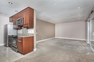 ,  , La Jolla, CA 92037 - 4