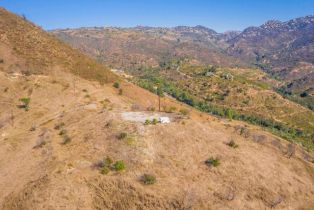 , Alex rd, Fallbrook, CA 92028 - 4