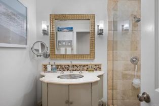 Single Family Residence, 8305 Camino del oro, La Jolla, CA 92037 - 14