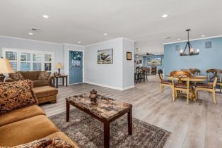 , 7257 San Luis, Carlsbad, CA 92011 - 7