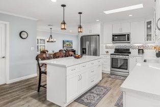 , 7257 San Luis, Carlsbad, CA 92011 - 9