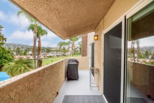 Condominium, 2639 Pirineos way, Carlsbad, CA 92009 - 35