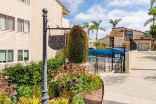Condominium, 2639 Pirineos way, Carlsbad, CA 92009 - 4