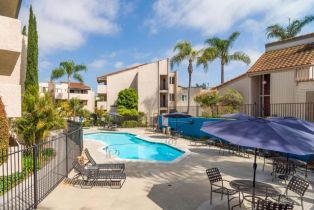 Condominium, 2639 Pirineos way, Carlsbad, CA 92009 - 41