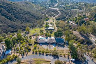 , VISTA DEL RIO, Fallbrook, CA 92028 - 4