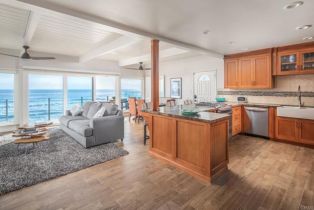 Single Family Residence, 1727 Pacific st, Oceanside, CA 92054 - 3