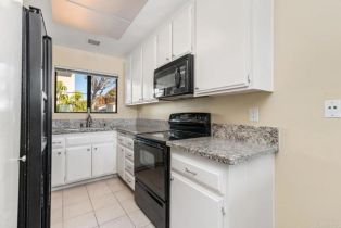 Condominium, 245 Fairlee ln, Encinitas, CA 92024 - 5