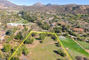 Single Family Residence, 15176 Vali Hai rd, Poway, CA 92064 - 5