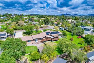 Single Family Residence, 1321 Friends way, Fallbrook, CA 92028 - 56