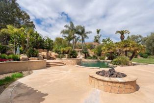 Single Family Residence, 13645 Paseo De La Huerta, Poway, CA 92064 - 57