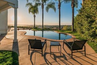 Single Family Residence, 7915 Corte Penca, Carlsbad, CA 92009 - 48