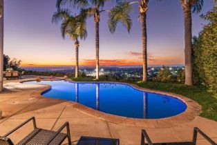 Single Family Residence, 7915 Corte Penca, Carlsbad, CA 92009 - 49