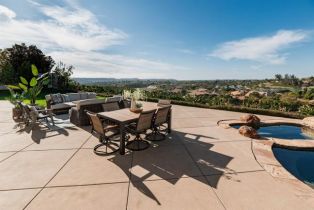 Single Family Residence, 7915 Corte Penca, Carlsbad, CA 92009 - 53
