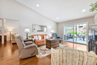 Single Family Residence, 12952 Pomard way, Poway, CA 92064 - 13