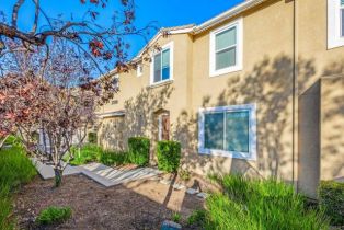 Condominium, 27580 Darrington ave, Murrieta, CA 92562 - 2