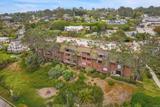 Condominium, 1562 Camino Del Mar, Del Mar, CA  Del Mar, CA 92014